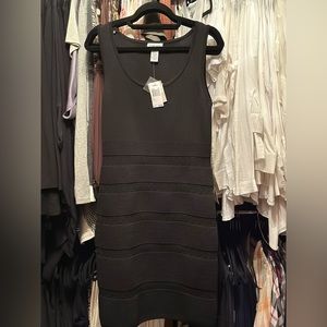 NWT Carmen Marc Valvo sleeveless black dress sz L